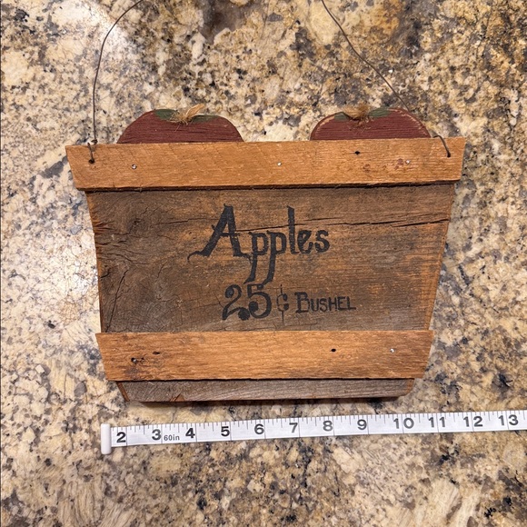 Apple Sign - Picture 5 of 7